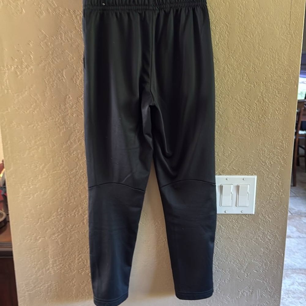 Nike Boys Black Joggers Size Medium - Picture 4 of 14